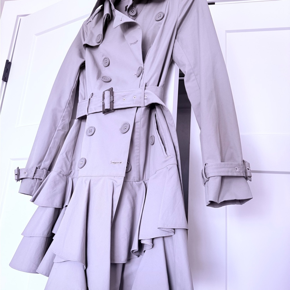 Bebe Ruffle Trench Coat – Fit & Flare Double-Breasted Gray XS - Picture 2 of 5